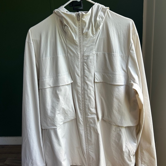 Lululemon Men’s hooded windbreaker - Picture 1 of 10